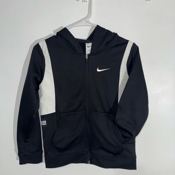 Nike Elite Therma Fit - Kids Black and White Tracksuit Set - Picture 2 of 5